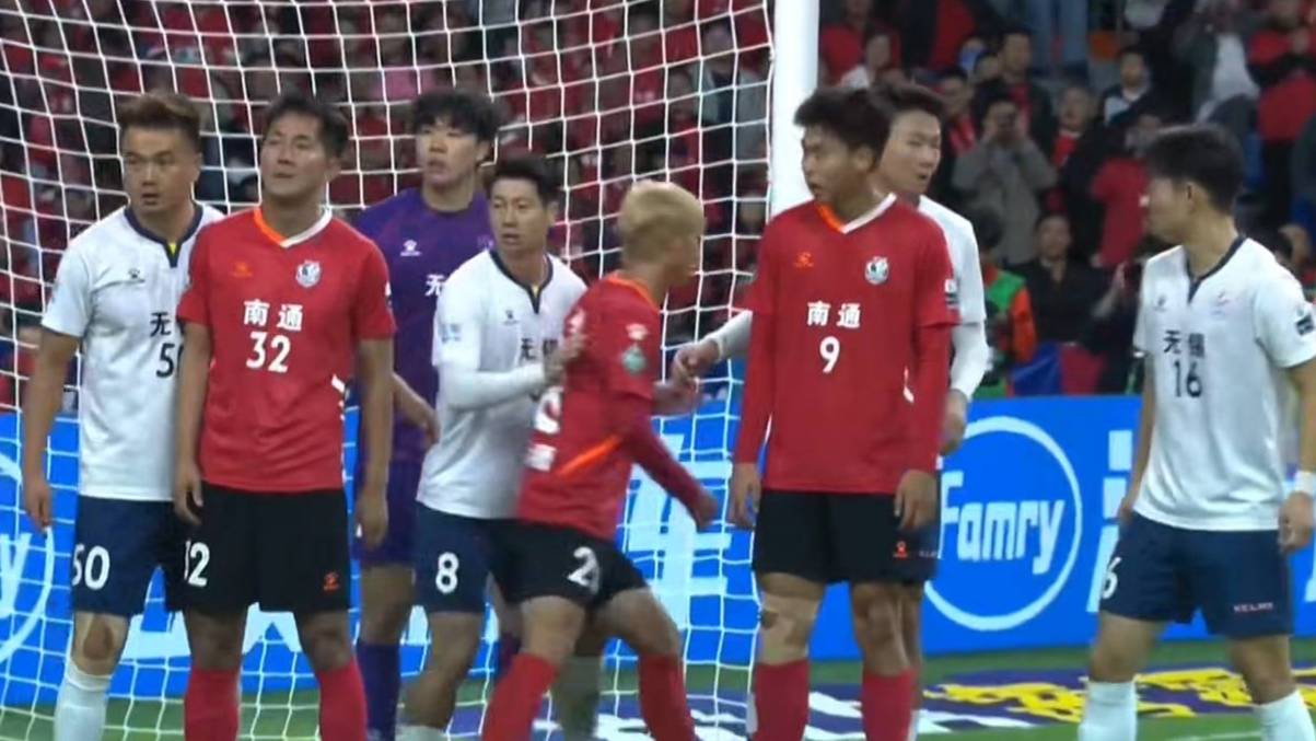 韩国队轻取法国队，奥恰洛夫状态火热的简单介绍