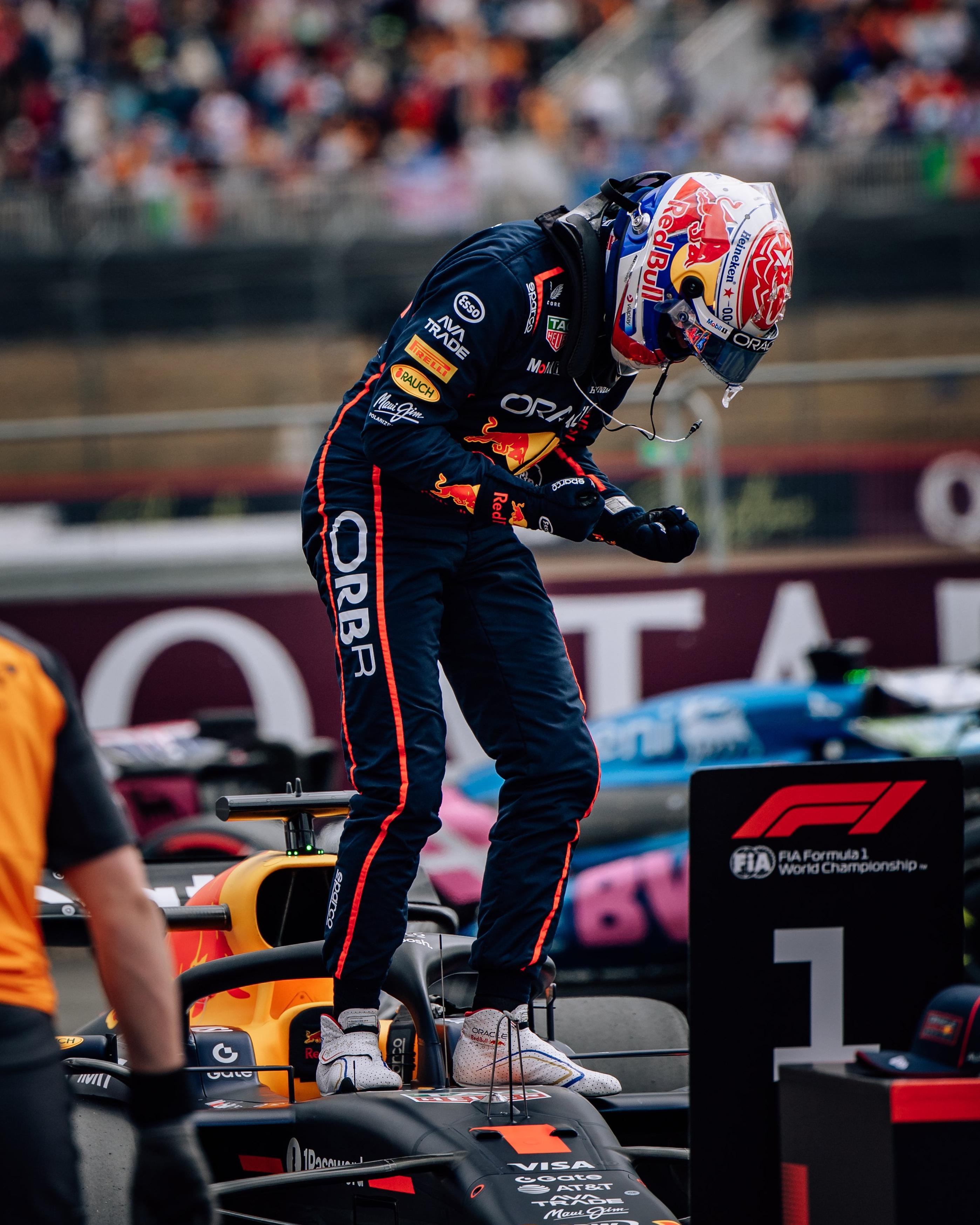 关于梅赛德斯力克索伯车队，维斯塔潘关键制胜的信息