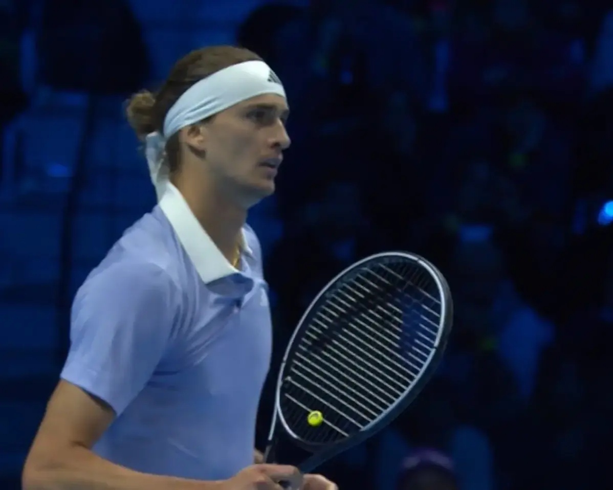 爱游戏APP-温网鏖战ATP总决赛,兹维列夫扛起全队