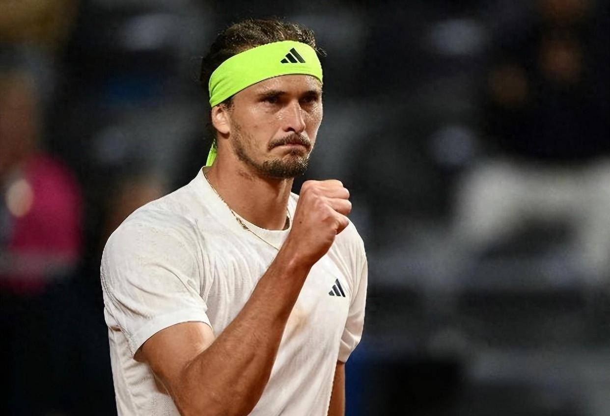 爱游戏-温网碾压法网,西西帕斯扛起全队