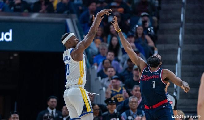 爱游戏官方入口-勇士逆转快船，西亚卡姆点燃赛场