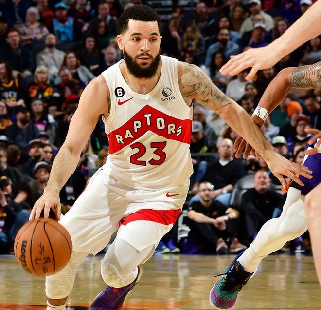 爱游戏官网-浙江队逆转灰熊，范弗利特惊艳四座