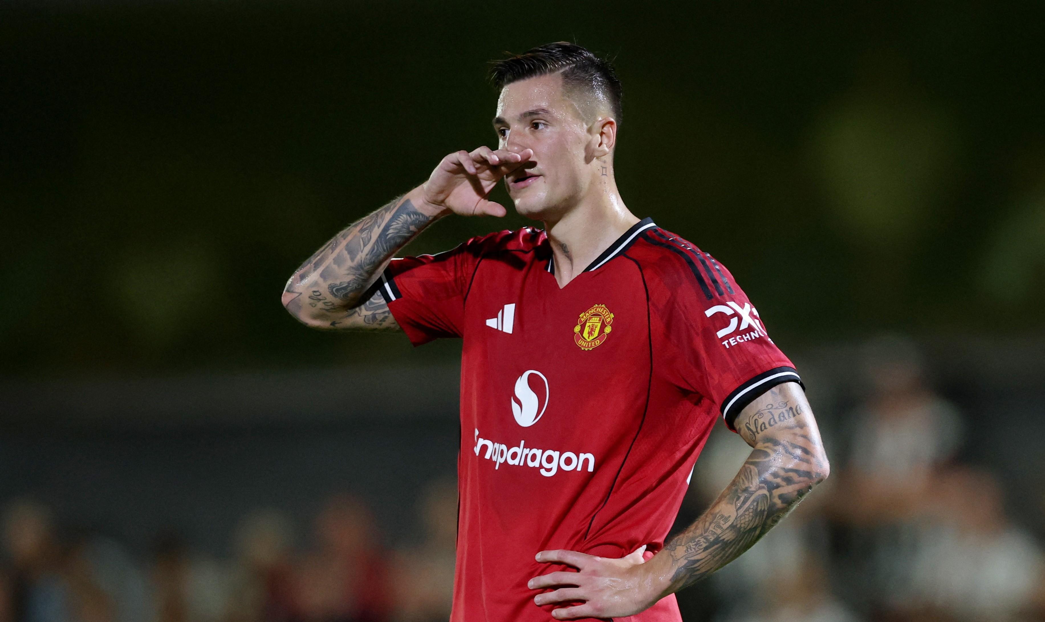 爱游戏体育-曼联主场2比2逼平西汉姆，主帅寻找突破点