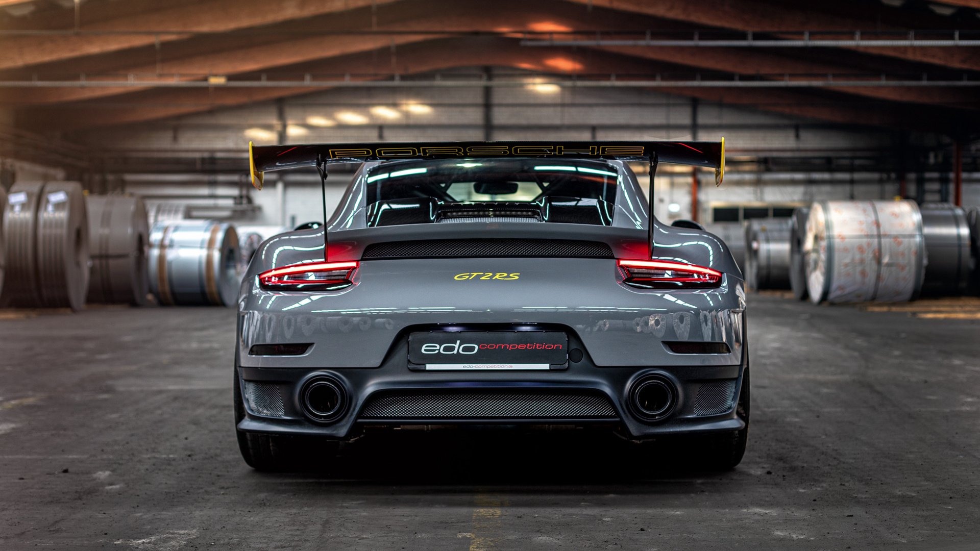 爱游戏在线-唯一性的双面，拉齐奥的封锁艺术与梅西的德比主宰