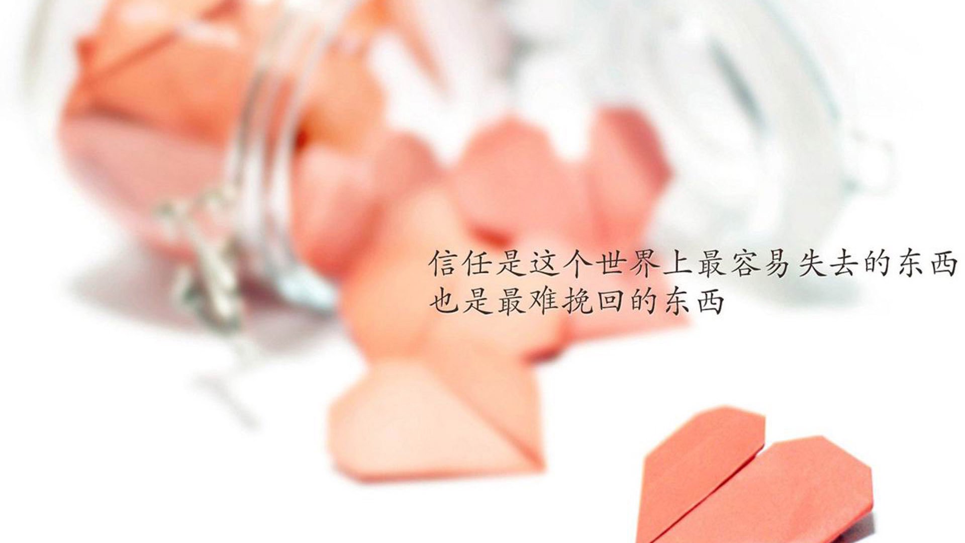 爱游戏在线-范弗利特燃爆火箭，绿军铁壁锁死独行侠—强弱对话中的联盟新秩序