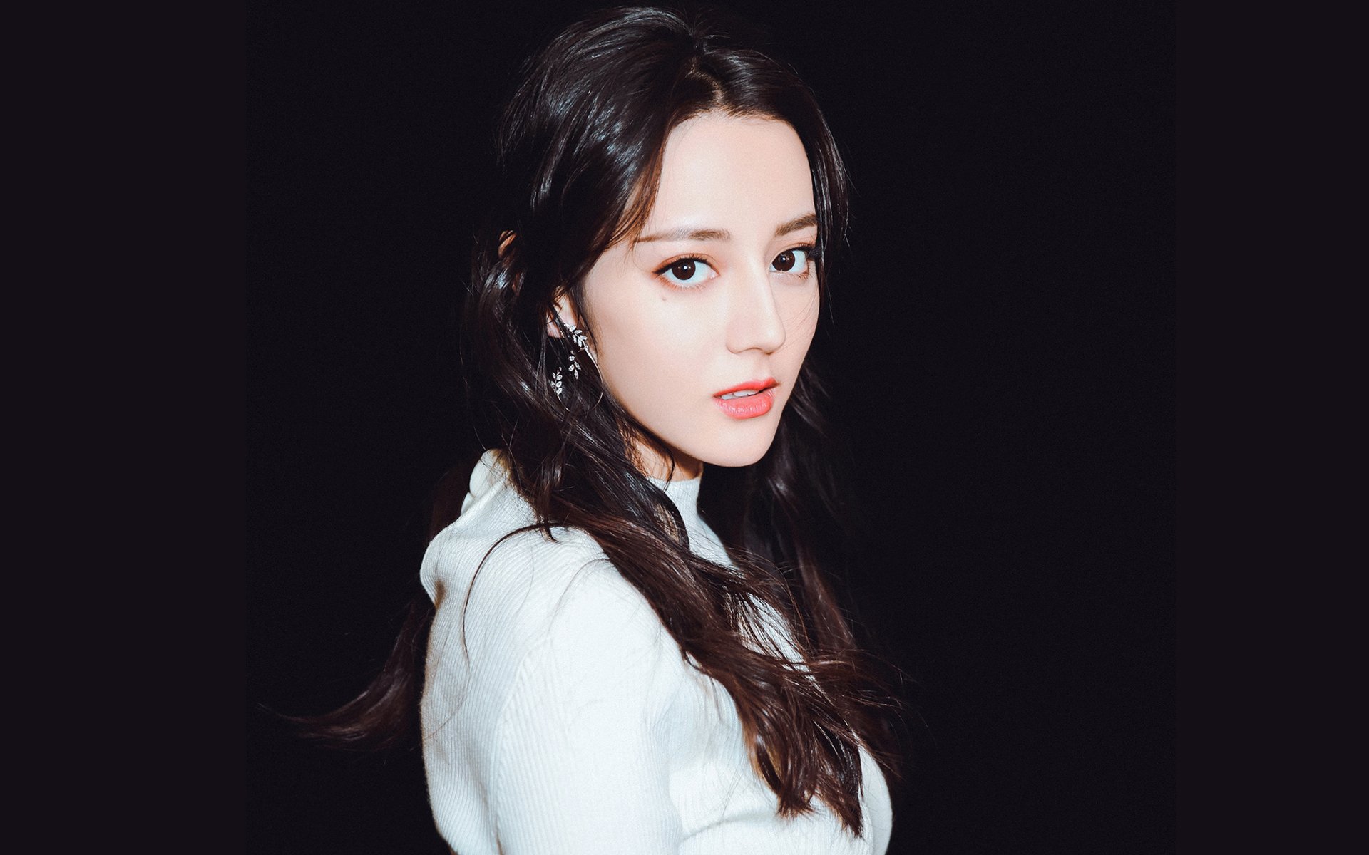 爱游戏官方入口-闪电撕破风城，利拉德末节神迹，76人客场演史诗逆转